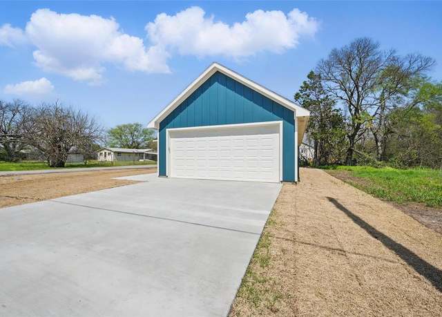 Property at 404 E Locust NONE, Leonard, TX 75452, 3 beds, 2 baths