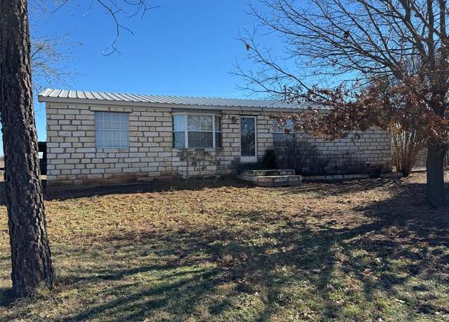 Property at 2581 FM RD 1286, Seymour, TX 76380, 3 beds, 2 baths