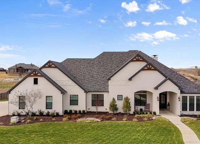Property at 12150 Bella Parco Dr, Fort Worth, TX 76126, 4 beds, 4 baths