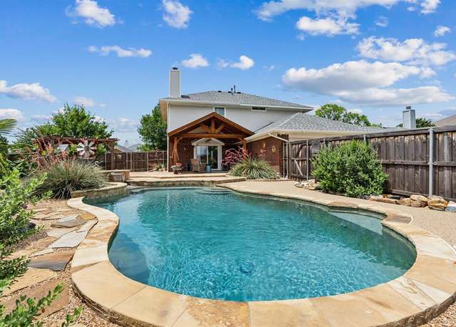 Property at 2504 Carrie Ln, Sachse, TX 75048, 4 beds, 2.5 baths