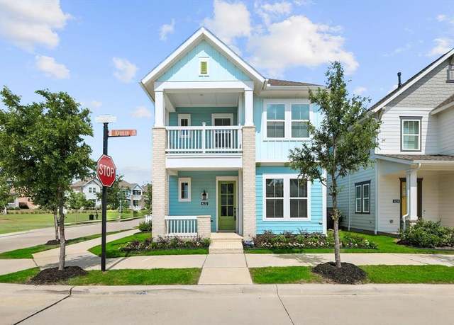 Property at 6132 Kessler Dr, North Richland Hills, TX 76180, 3 beds, 2.5 baths