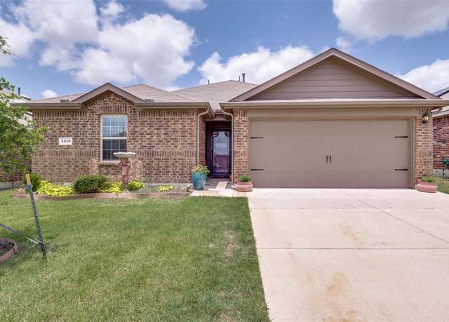 Property at 4319 Pyramid Dr, Forney, TX 75126, 3 beds, 2 baths