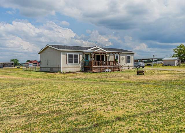 Property at 18820 Dove Ln, Terrell, TX 75161, 3 beds, 2 baths