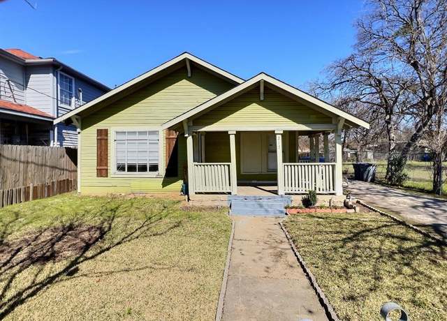 Property at 217 W Suffolk Ave, Dallas, TX 75208, 3 beds, 2 baths