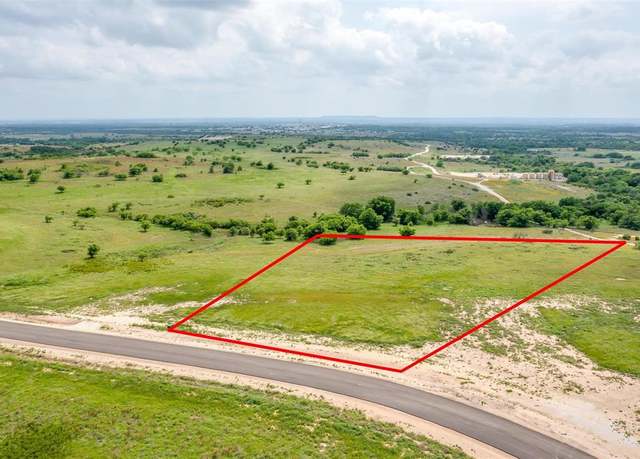 Property at 3008 Lucky Pepper Dr, Granbury, TX 76035