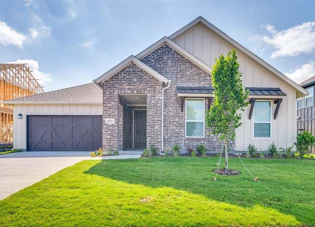 Property at 125 Gallegos Dr, Aledo, TX 76008, 4 beds, 2 baths