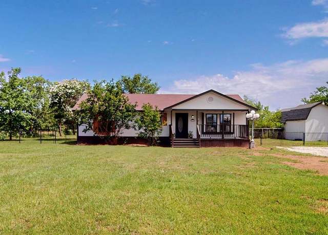 Property at 216 County Road 3318, Greenville, TX 75402, 3 beds, 2 baths