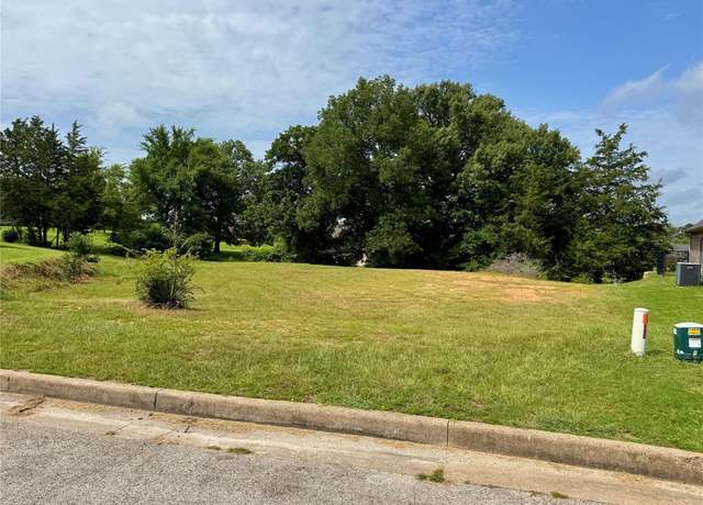 Property at 212 Shanna Trce, Lindale, TX 75771