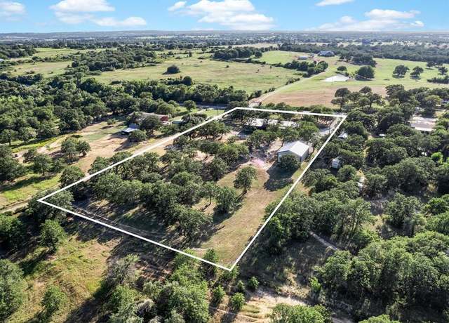 Property at 752 Salt Creek Rd, Springtown, TX 76082, 4 beds, 2 baths