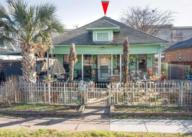 Property at 512 W 7th St, Dallas, TX 75208, 3 beds, 2 baths