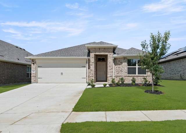 Property at 2109 Hickory Ln, Aubrey, TX 76227, 3 beds, 2 baths