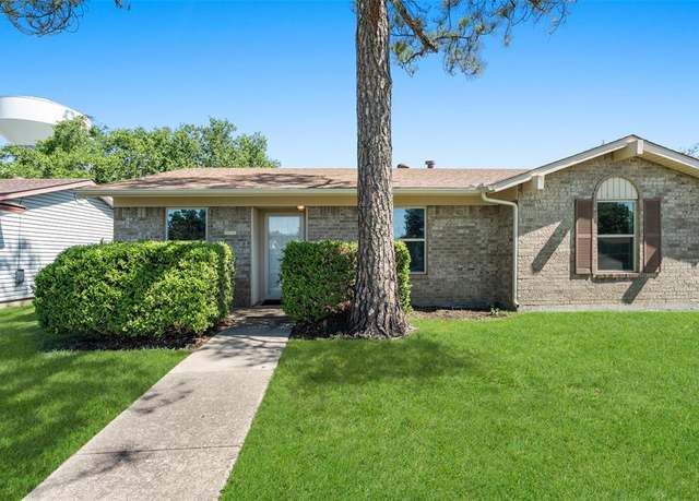 Property at 921 Meadow Mead Dr, Allen, TX 75002, 3 beds, 1.5 baths
