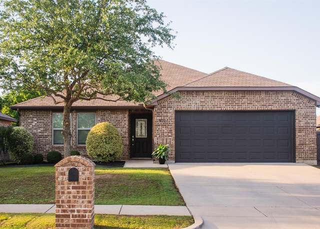 Property at 5721 Kennedy St, Watauga, TX 76148, 4 beds, 2 baths