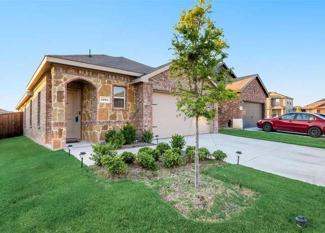 Property at 1404 Sebastian Dr, Forney, TX 75126, 3 beds, 2 baths