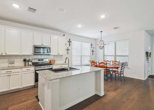 Property at 2133 Miramar Dr, Little Elm, TX 75068, 3 beds, 2 baths