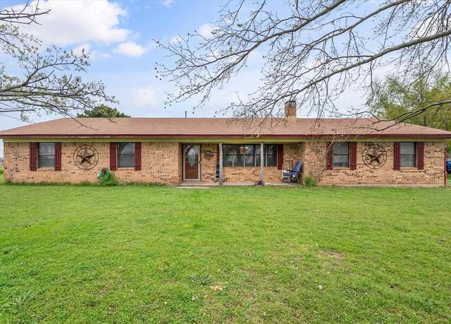 Property at 230 Fcr 141, Streetman, TX 75859, 3 beds, 2 baths