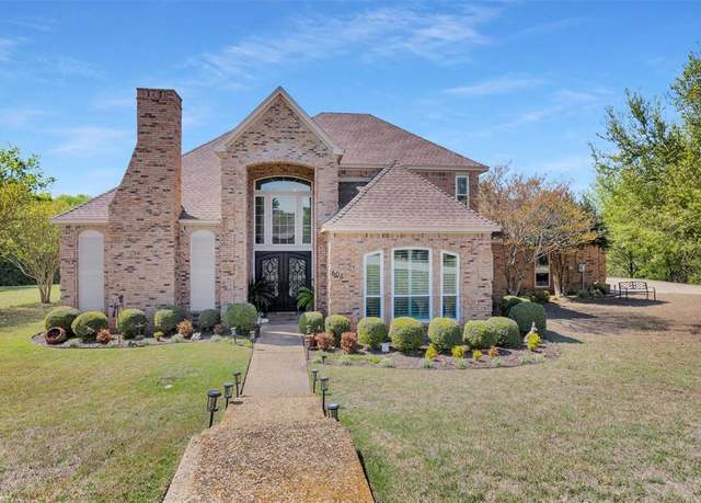 Property at 604 Valley View Ct, Ovilla, TX 75154, 4 beds, 3.5 baths