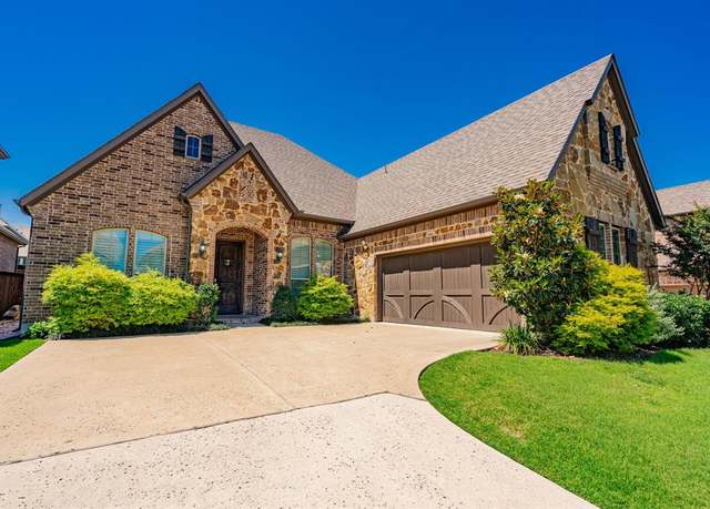 Property at 913 Colby Bluff Dr, Rockwall, TX 75087, 4 beds, 2.5 baths