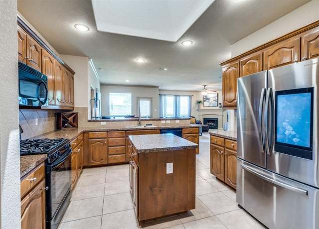Property at 6620 Friendsway Dr, Fort Worth, TX 76137, 3 beds, 2 baths