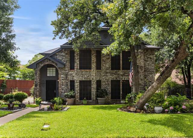 Property at 6703 Canalview Dr, Arlington, TX 76016, 3 beds, 2.5 baths