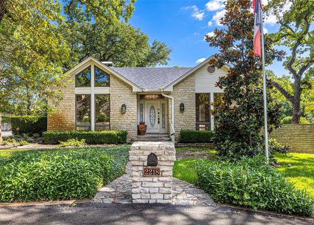 Property at 2218 Lake Country Dr, Weatherford, TX 76087, 4 beds, 3.5 baths