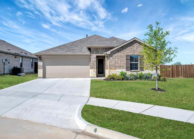 Property at 5928 Harvey Gap Ln, Denton, TX 76226, 4 beds, 2 baths
