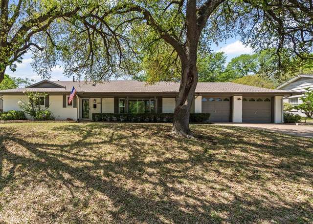 Property at 4308 Hildring Dr E, Fort Worth, TX 76109, 4 beds, 2.5 baths