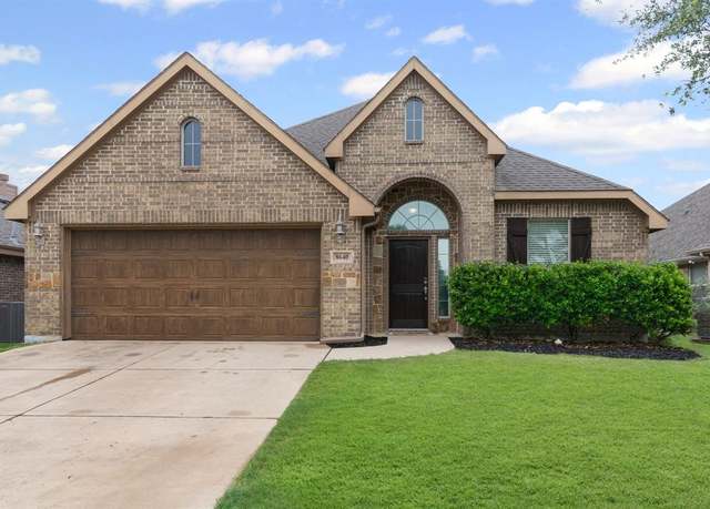 Property at 8640 Running River Ln, Fort Worth, TX 76131, 3 beds, 2 baths