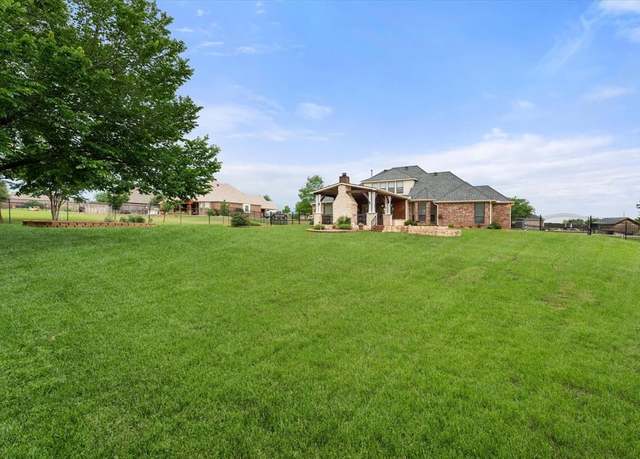 Property at 7332 Granville Dr, Mansfield, TX 76063, 3 beds, 2.5 baths