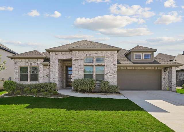 Property at 300 Navo Rd, Little Elm, TX 75068, 4 beds, 3 baths