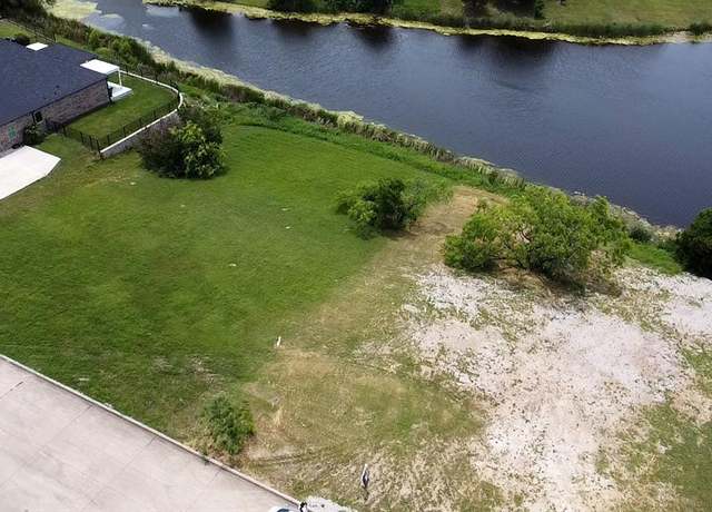Property at 423 Golden Pond Dr, Cedar Hill, TX 75104