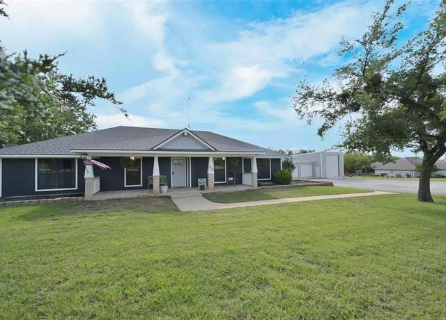 Property at 228 County Road 3385, Paradise, TX 76073, 4 beds, 2.5 baths