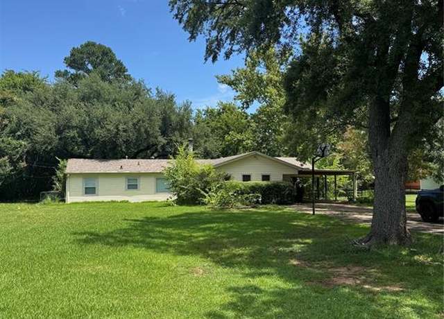 Property at 205 Y Jean St, Bossier City, LA 71112, 2 beds, 2 baths