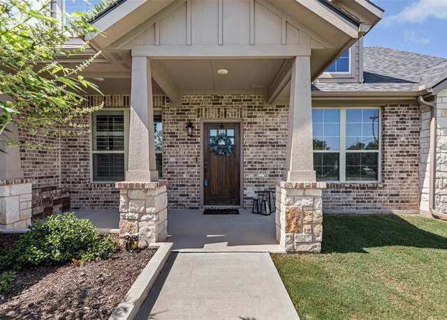 Property at 3822 View Rd, Sanger, TX 76266, 4 beds, 2 baths