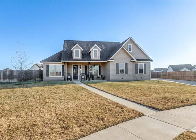 Property at 100 Kens Ct, Pilot Point, TX 76258, 3 beds, 2 baths