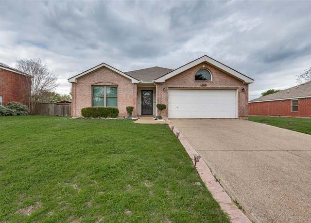 Property at 815 Breanna Way, Glenn Heights, TX 75154, 4 beds, 2 baths