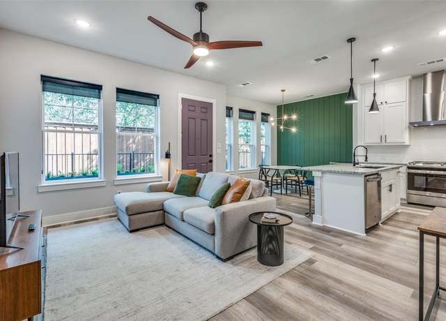Property at 4928 Hidden Grove Dr, Fort Worth, TX 76114, 3 beds, 2.5 baths