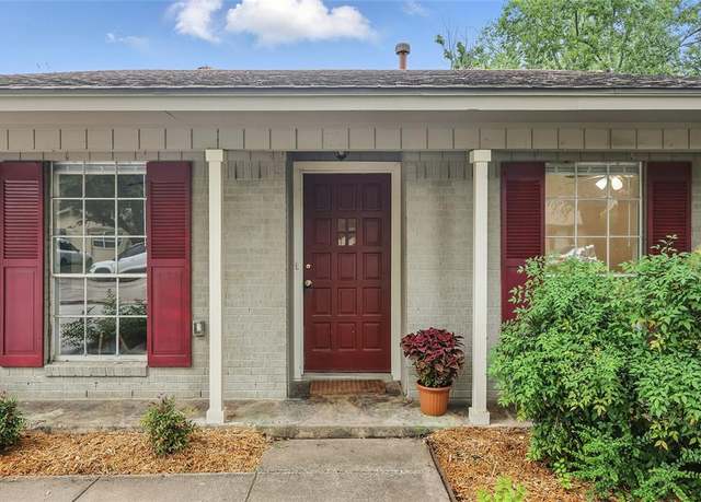 Property at 2024 Bowling Green St, Denton, TX 76201, 4 beds, 2 baths