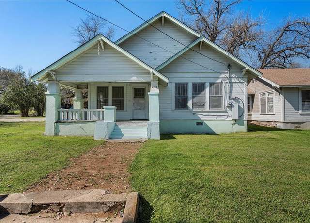 Property at 2012 N 5th St, Waco, TX 76708, 3 beds, 2 baths