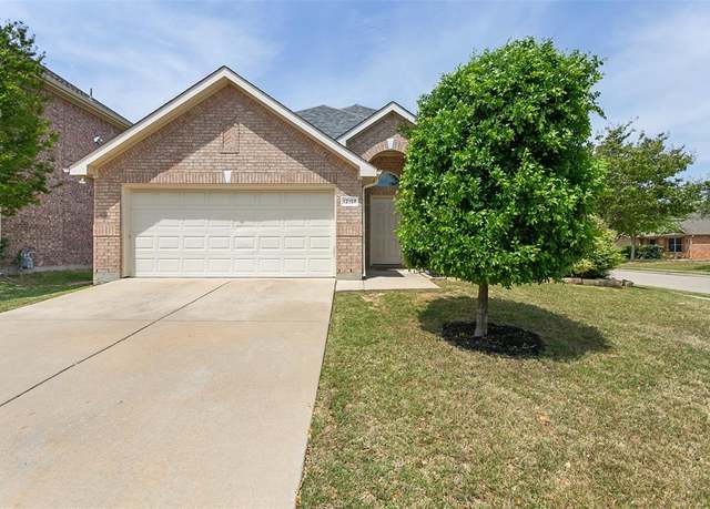 Property at 12157 Tacoma Ridge Dr, Fort Worth, TX 76244, 3 beds, 2 baths