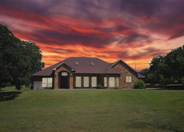 Property at 1701 Lakefront Dr, Aledo, TX 76008, 3 beds, 2 baths