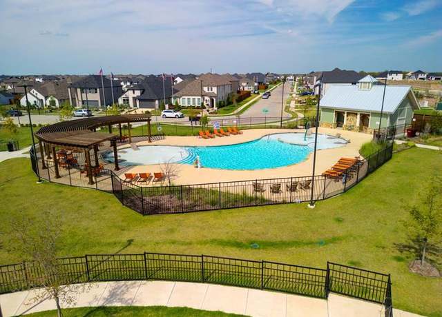 Property at 3008 Round Rock Dr, Royse City, TX 75189, 4 beds, 3.5 baths