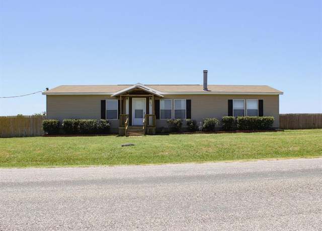 Property at 650 Lone Star Rd, Whitesboro, TX 76273, 4 beds, 2 baths