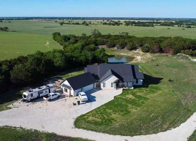 Property at 4321 County Road 220, Gatesville, TX 76528, 3 beds, 2 baths