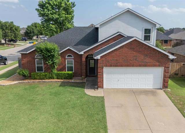 Property at 951 Benjamin Dr, Burleson, TX 76028, 4 beds, 3 baths