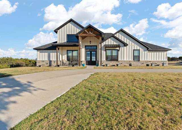 Property at 10748 W Fm 4, Godley, TX 76044, 3 beds, 2.5 baths