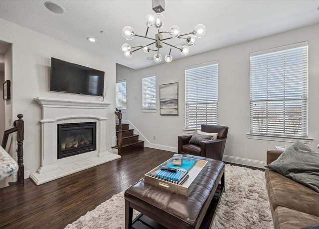 Property at 7917 Parkwood Blvd, Plano, TX 75024, 3 beds, 3.5 baths