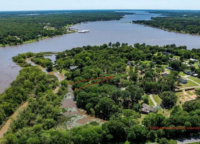 Property at 186 Vista Dr, Eustace, TX 75124, 3 beds, 2 baths