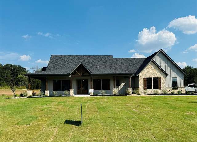 Property at 409 Creekside, Weatherford, TX 76087, 4 beds, 2.5 baths