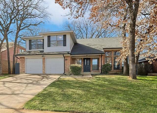 Property at 4502 Amesbury Cir, Grapevine, TX 76051, 4 beds, 2.5 baths